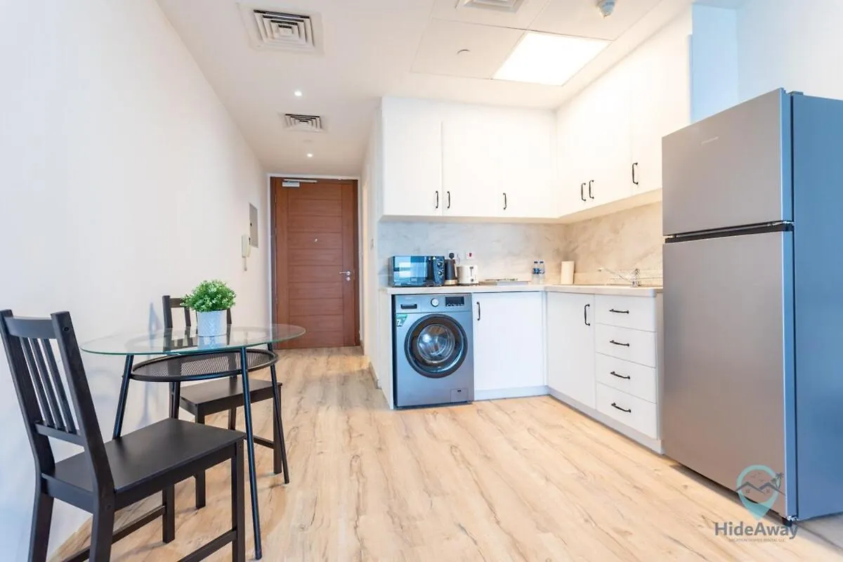 Apartment Stunning Studio Jlt L Near Metro Dubai