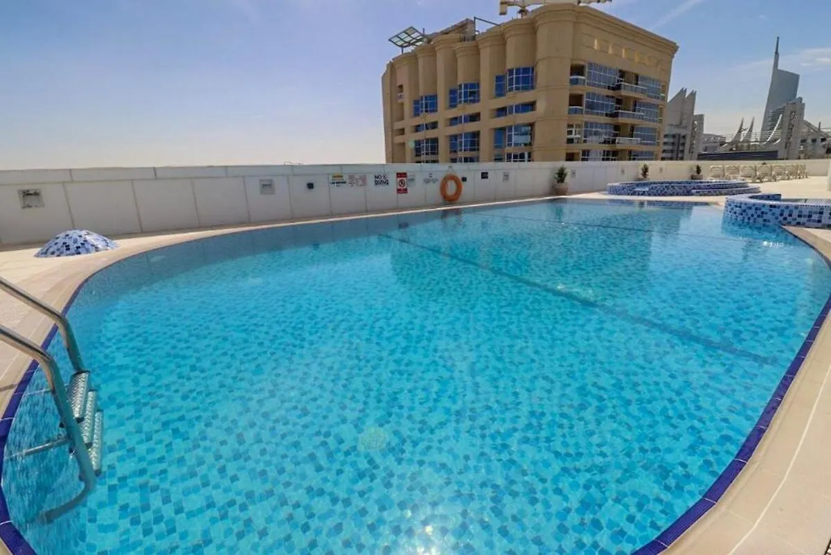 Stunning Studio Jlt L Near Metro Dubai