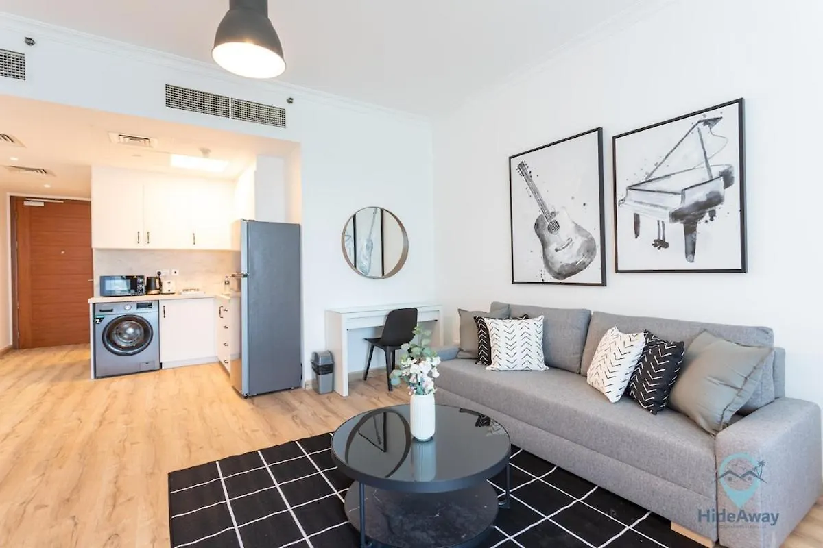 Stunning Studio Jlt L Near Metro Dubai United Arab Emirates