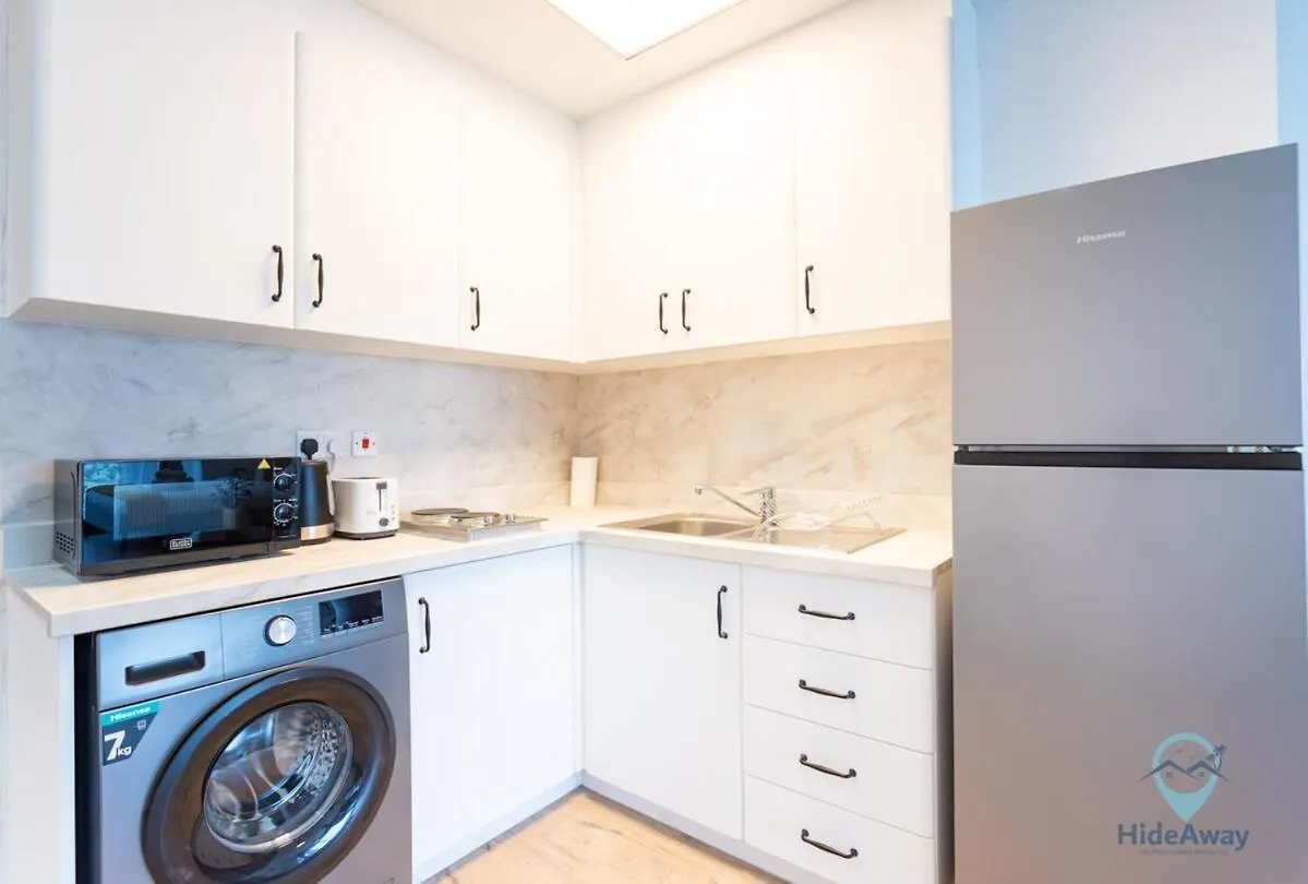 Apartment Stunning Studio Jlt L Near Metro Dubai
